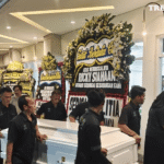 Jenazah Ricky Siahaan Tiba di Jakarta Diselimuti Suasana Haru