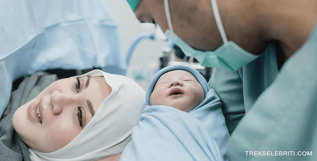 Kesha Ratuliu Pilih KB Steril Usai Lahirkan Anak Ketiga