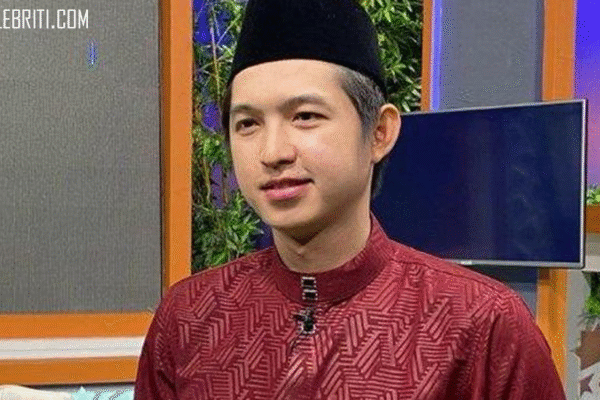 Dennis Lim: Pendakwah yang Viral Setelah Membagi Bingkisan Dennis Lim